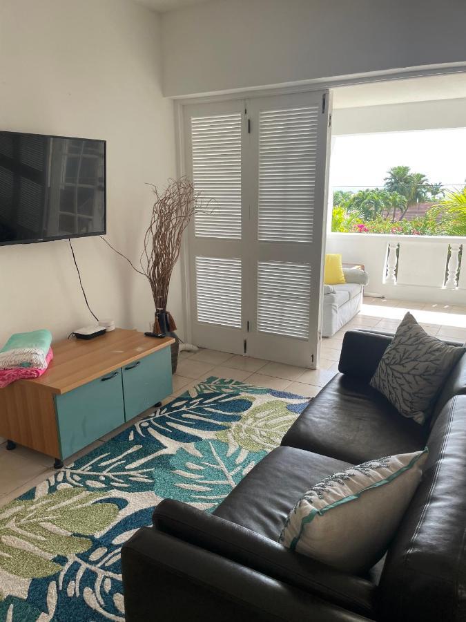 Petals Lovely Beach Villa St. John's ภายนอก รูปภาพ